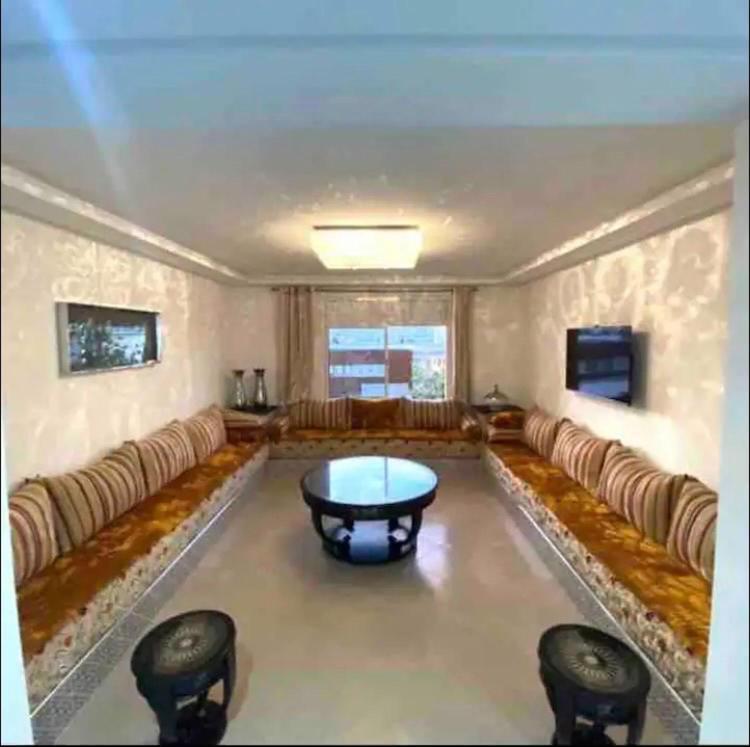 Moderne Appartement Met Tuin Tánger Exterior foto
